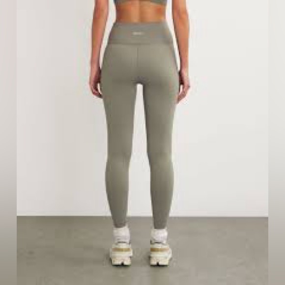 Andola Ultimate Wrap-Over Workout Leggings Yoga Pants - Olive Green Size: XS - Picture 3 of 4